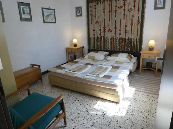 Dom L' Argo Appartement Reillanne Frankrijk