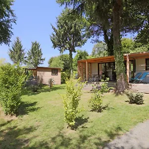 https://camping-le-vieux-chne.inbrittany.com